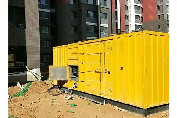船营发电机租赁中燃油压力过低会对发动机的哪些部件造成损坏？