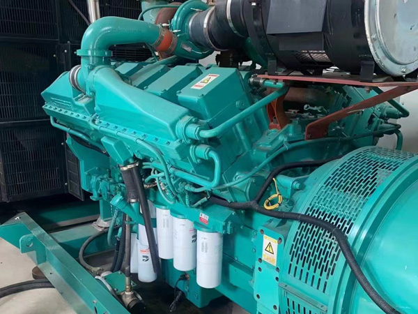 船营更换100kW柴油发电机组机油时，需要注意哪些事项？