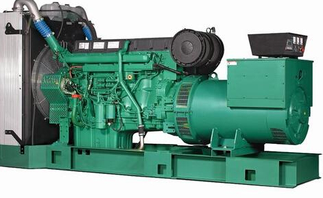 船营发电机除垢后需要用清水冲洗水冷式机油散热器几次？